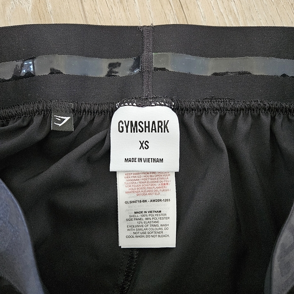 Gymshark Training loose fit shorts - Picture 10 of 14